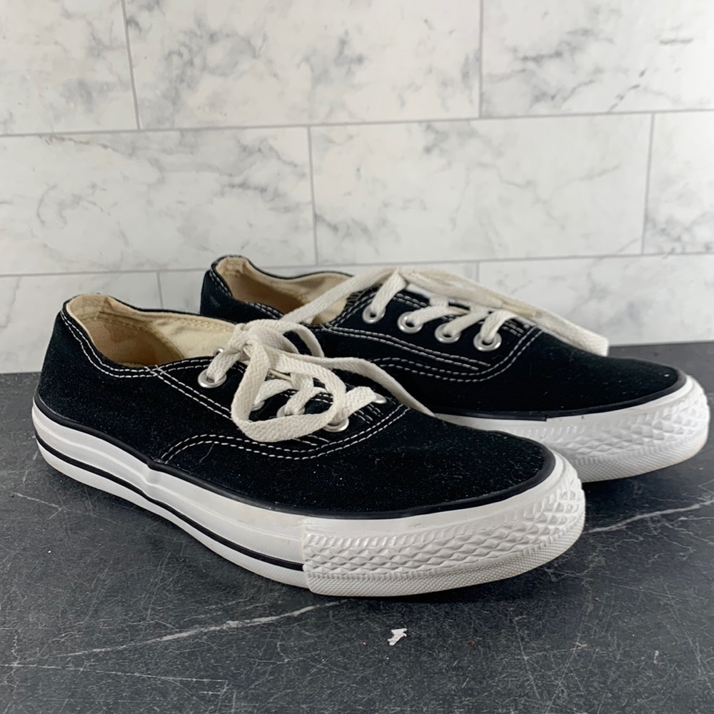 Converse All Star CT 118020F black in a very good condition like new W 7/ M 5